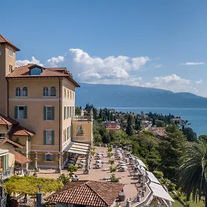 https://villa-del-sogno-gardone-riviera.it-lombardy.com